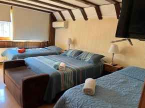 Habitación familiar con baño gigante al lado de Clínica Alemana